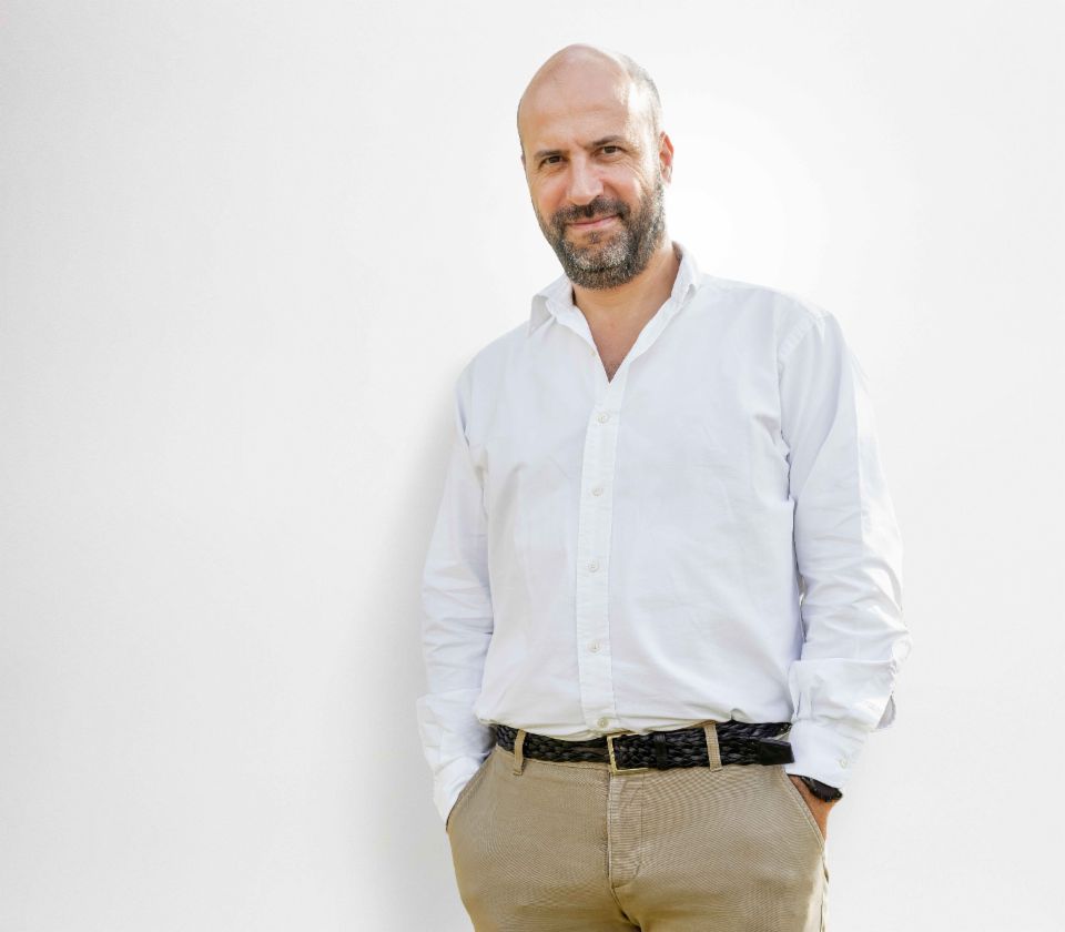  Luís Chaves, Managing Director EOS Financial Solutions Portugal , S.A